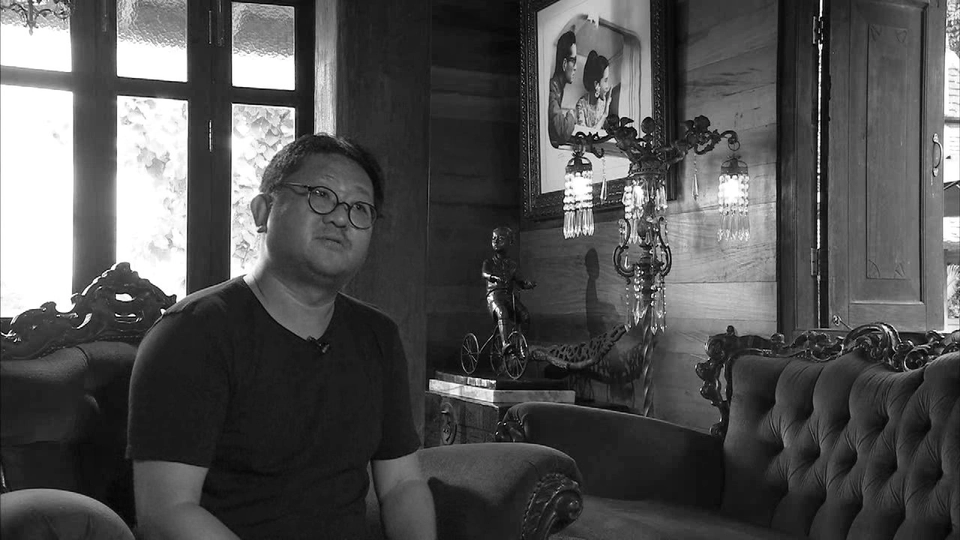 งานสะสมที่มีคุณค่าทางจิตใต : ผู้สะสมภาพวาดพระบรมสาทิสลักษณ์ในหลวงในรัชกาลที่9