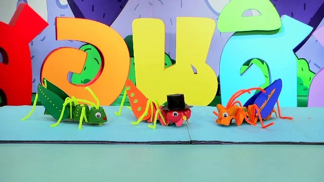 ไอเดียสอนศิลป์ : ตั๊กแตนแผงไข่