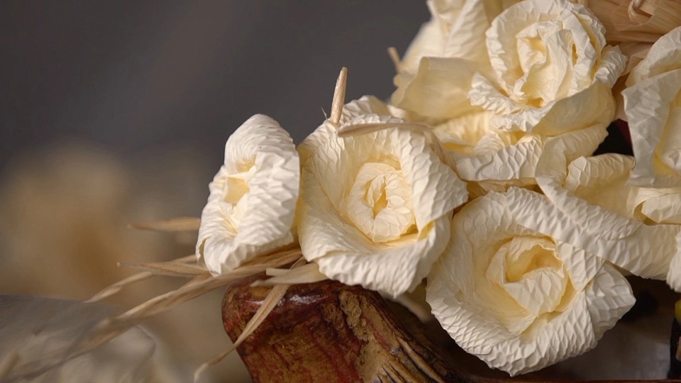 การทำดอกไม้จันทน์