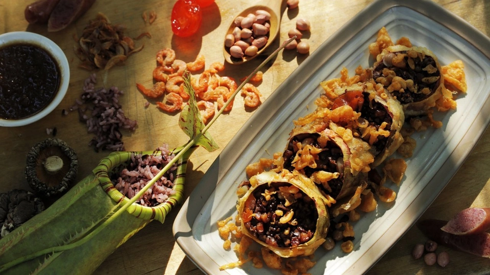 เมนูฟิวชัน: บ๊ะจ่างหม้อแกงลิง