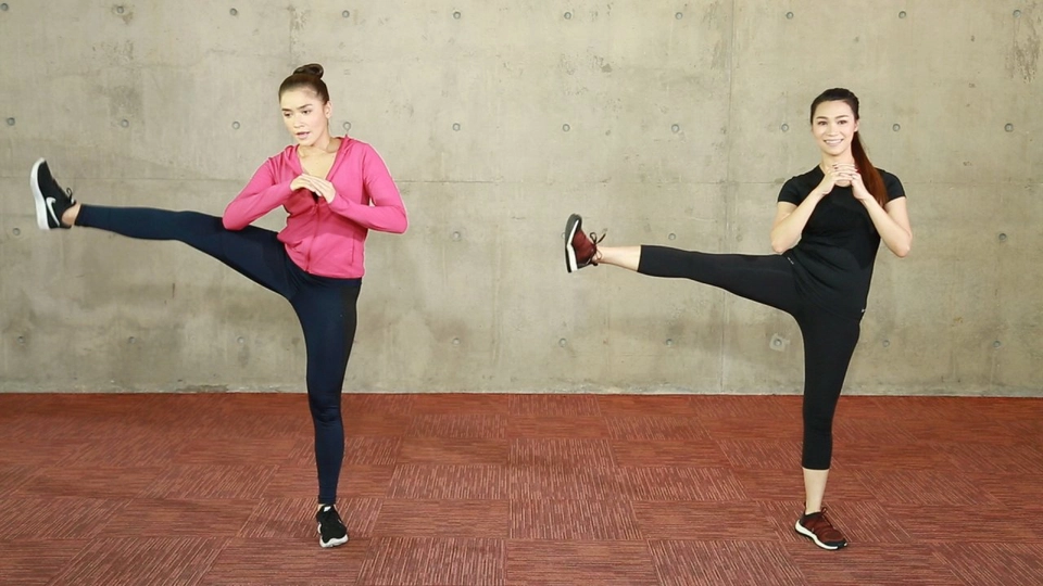 2 ท่าสควอท ลดต้นขา