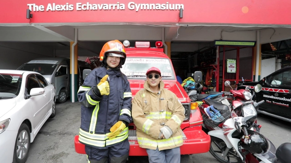 "นักดับเพลิง" ผู้หญิงก็ทำได้