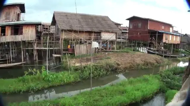 หนังพาไป