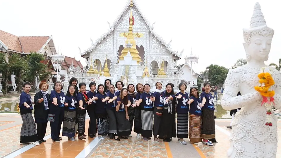 เก๋ายกก๊วน : ตักบาตรโอสถบนรถม้า เที่ยวเมืองลำปาง