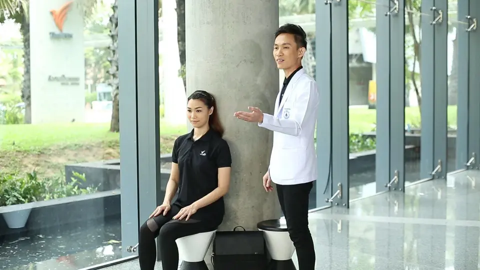 แก้ไหล่ห่อ คอยื่น หลังค่อมจากการติด Smart Phone