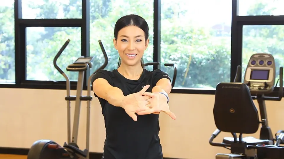 ยืดเหยียดกล้ามเนื้อก่อนวิ่ง, โยคะท่านักรบ – ป้องกันกล้ามเนื้ออ่อนแรง