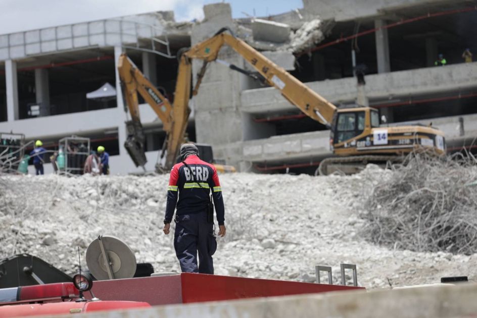 Public wants answers over SAO building collapse | Thai PBS World