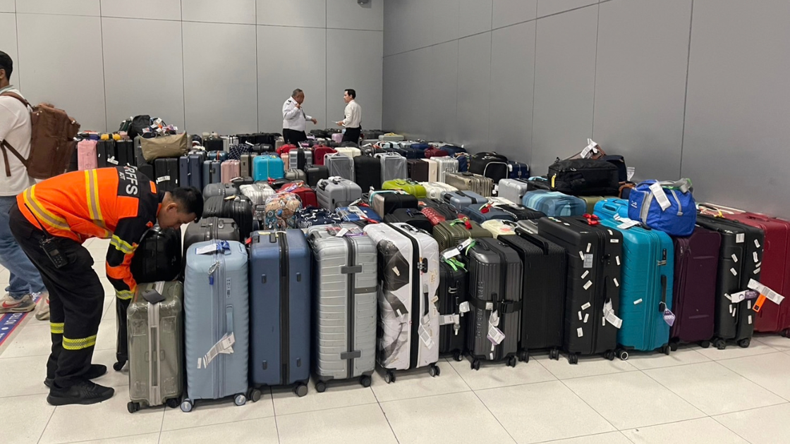 Airlines offer free flight changes, credits amid Bangkok flooding ...