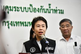 กทม.แจงเยียวยาน้ำท่วม 2 ระบบ "ทางรัฐ-กทม." เตรียมขยายจุดช่วยกรอก สู่ 250 ศูนย์พักพิง