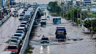 กทม.เพิ่ม 22 จุดบริการ ช่วยลงทะเบียนออนไลน์ รับความช่วยเหลือน้ำท่วม
