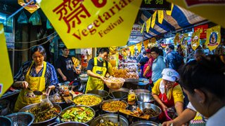 "กินเจ" คึกคัก แต่ระวังใช้จ่าย ม.หอการค้าคาดเงินสะพัด 4.6 หมื่นล้านสูงสุดรอบ 6 ปี