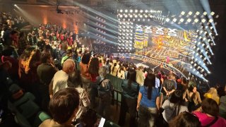 เสียงเชียร์ลั่นฮอลล์ “เนเน่ รอยัล” โชว์เพลง “Seven Nation Army” ขึ้นเวทีรอบ Final AGT