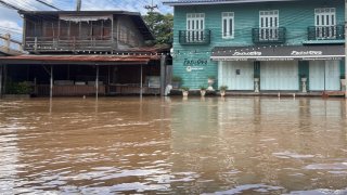 น้ำแม่กลองระบาย 2,227 ลบ.ม./วินาที สมุทรสงคราม ประกาศ 3 อำเภอประสบอุทกภัย
