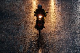 สทนช.เร่งระบายน้ำ รับฝนระลอกใหม่ 9–11 ต.ค. เตือน 14 จังหวัดภาคใต้เฝ้าระวัง