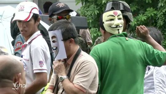 ติดตามการเคลื่อนไหว 4 สัปดาห์ "หน้ากากขาว" ต่อต้านรัฐบาลยิ่งลักษณ์