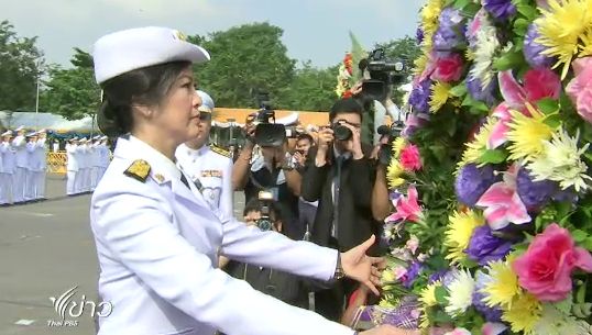 นายกฯ นำครม.-ผู้นำเหล่าทัพ วางพวงมาลาพระบรมราชานุสาวรีย์ เนื่องในวันปิยมหาราช