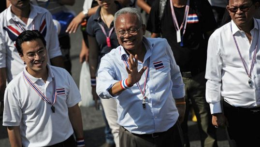 (อัพเดท) กปปส.เคลื่อนขบวนวันที่ 2 ชวนคนกทม.ชุมนุมใหญ่อาทิตย์นี้ มุ่งหน้าสีลม-เยาวราช