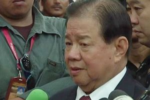 "ยุทธศักดิ์" สั่งผบ.ทบ.เร่งช่วยน้ำท่วมใต้ ย้ำไร้ปัญหางบฯ