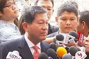 “เฉลิม” ระบุ “ครรชิต” ขอไม่ใช้เอกสิทธิ์ ส.ส. ไม่มีผล