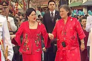 พระราชินี-พระเทพฯ เสด็จฯ เปิดงานตรุษจีนเยาวราช