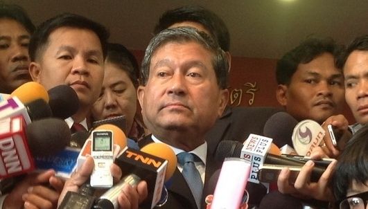 "เฉลิม"ปฏิเสธให้ความเห็นเพื่อไทยส่ง"สุดารัตน์"ลงเลือกตั้งซ่อมแทน"การุณ"