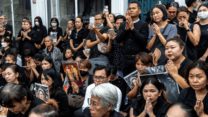 What foreigners should know during Thailand’s period of mourning