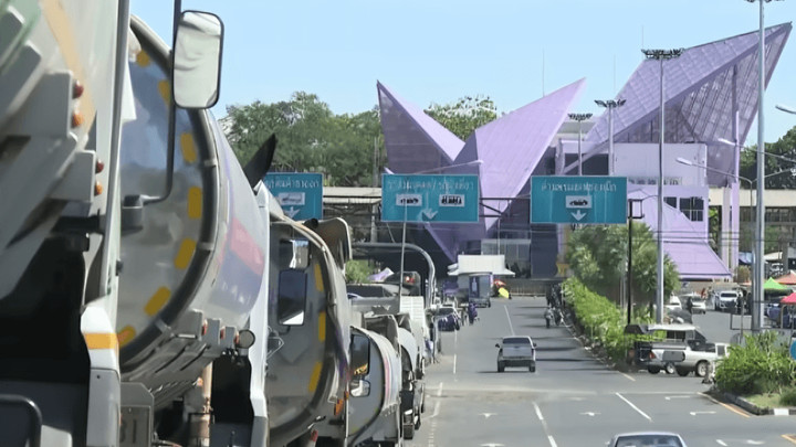 Lao energy minister denies re-export of Thai oil to Cambodia