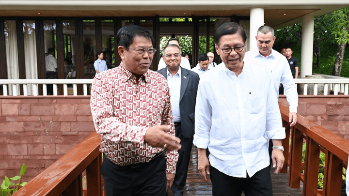 Bangkok offers to facilitate Myanmar ethnic talks without interference