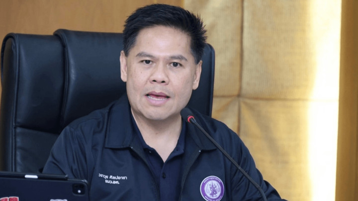 Minister orders closure of Ming Dih factory after fresh blaze