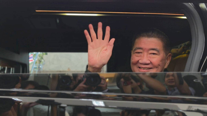 "ภูมิธรรม" อำลา มท.ฝาก "อนุทิน" แก้ยาเสพติด-ปราบอิทธิพล-เขากระโดง