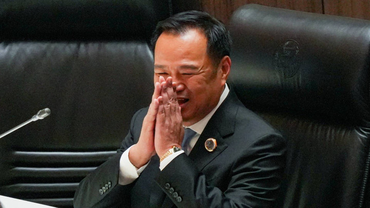 "อนุทิน" เปิดใจหลังได้รับเสียงหนุนนั่งนายกฯ คนที่ 32 ขอออกสภาฯ ไปกราบพ่อ