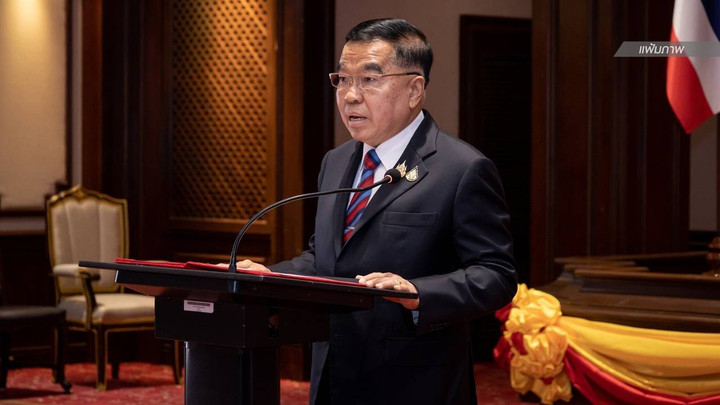 "กลาโหม" ทูลเกล้าฯ ขอพระราชทานเครื่องราชแก่ขุนพลนำสู้รบไทย-กัมพูชา