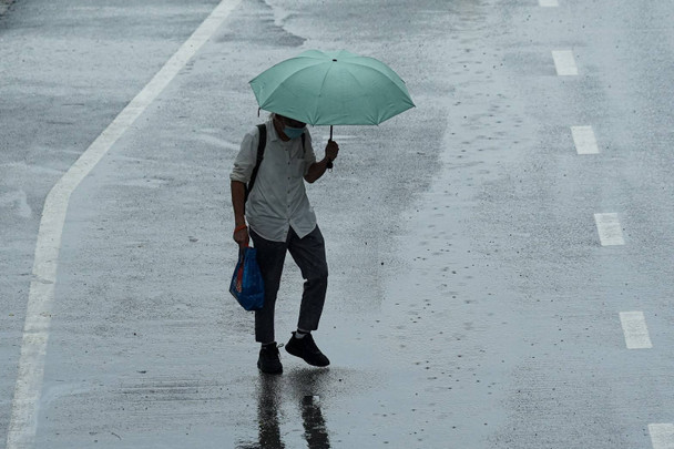 สภาพอากาศวันนี้ ฝนตกหนักถึงหนักมาก ระวังน้ำท่วม - น้ำป่า