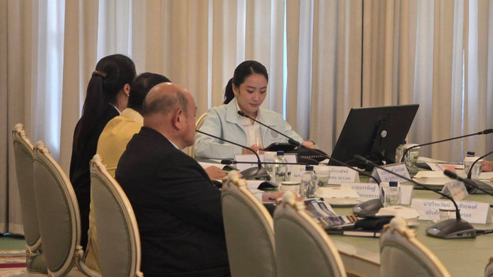 นายกฯ ถก 7 ผู้ว่าฯชายแดนไทย-กัมพูชา บ่ายบินเคลียร์ใจ มทภ.2
