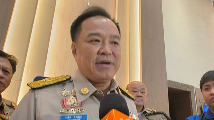 ทักษิณชั้น 14 ไร้ดรามา! อนุทินชี้เชื่อนายกฯ - ตั้งกรมใหม่ยังไม่ชัด