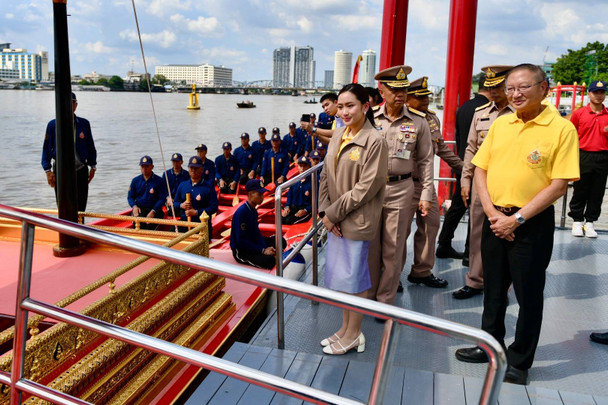 "แพทองธาร" ตรวจความพร้อมซ้อมย่อยเรือพยุหยาตรา