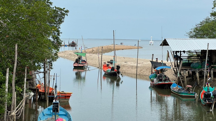 เสียงสะท้อนจาก “แหลมริ่ว” เอา-ไม่เอา “ท่าเรือแลนด์บริดจ์”