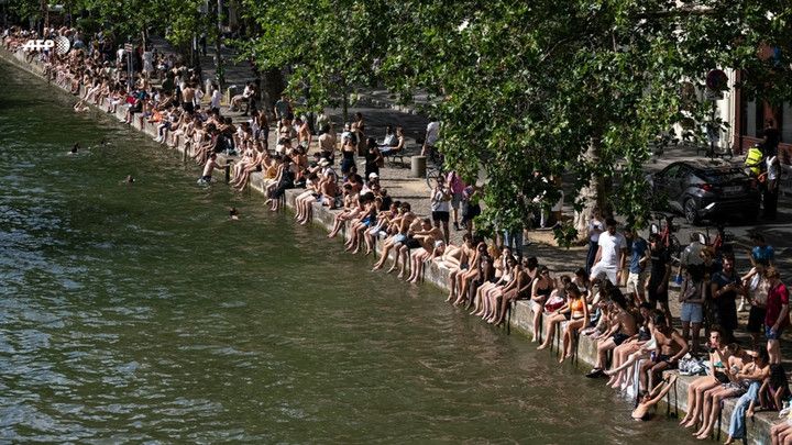 ฝรั่งเศสเตือน "คลื่นความร้อน" ระดับสีแดง สั่งห้ามขายเครื่องดื่มแอลกอฮอล์