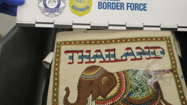 รวบผู้ต้องหาส่งเฮโรอีนให้ "อุทัย" ก่อนส่งให้ "แอร์มีนา" ตร.เร่งขยายผล