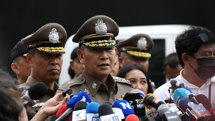ผบ.ตร.ลงพื้นที่ "โรงเบียร์" คาดต้นเพลิงอยู่เหนือเวทีดนตรี