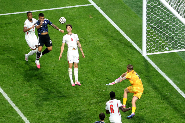 อาร์เจนตินา แซงชนะ อังกฤษ  2-1 ประตู ทะลุชิงบอลโลก