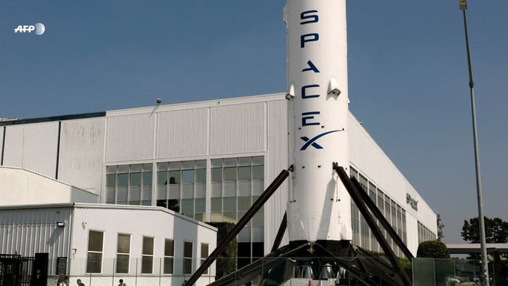 ซากจรวด SpaceX พุ่งชนดวงจันทร์ นักวิทย์เร่งศึกษาผลกระทบขยะอวกาศ