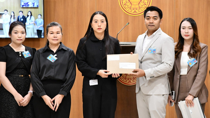 คลินิกบัตรทองร้อง "รักชนก" จี้สอบ สปสช. ขีดเส้น 31 ส.ค. ขู่หยุดรับผู้ป่วย