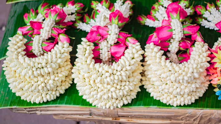 กรมการค้าภายในลงพื้นที่เช็กราคา "มะลิวันแม่" ย้ำห้ามโก่งราคา