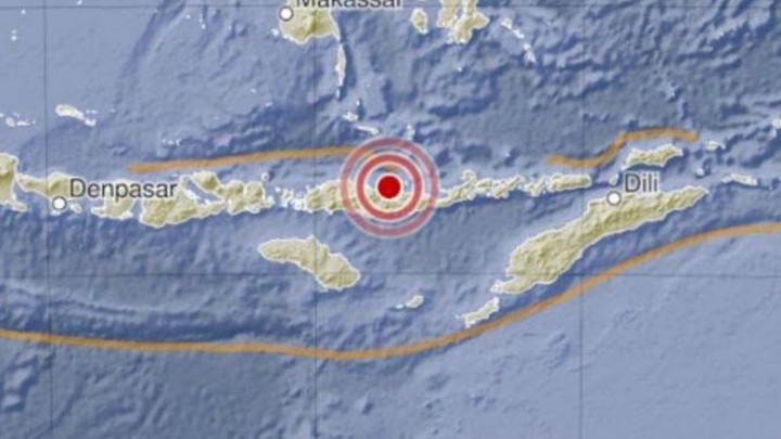 แผ่นดินไหวเกาะโฟลเร็ซ อินโดนีเซีย ขนาด 7.5 ความลึก 10 กม. 