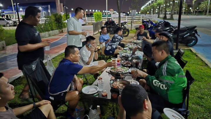 เปิดแผน "แคมป์ปิ้ง" สภ.บางพลี ตั้งวงหมูกระทะริมทาง เฝ้าจับเยาวชนแข่งรถ