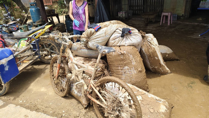 “ภราดร” เผยรัฐบาลเร่งอนุมัติงบเยียวยาน้ำท่วม เบื้องต้น 9,000 บ.ต่อครัวเรือน
