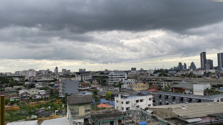 สภาพอากาศวันนี้ ไทยมีฝนเพิ่มขึ้น “เหนือ – อีสาน” ฝนตกหนักมากบางพื้นที่  