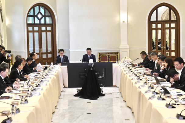 “นายกฯ” เปิดประชุม “ดาตาเซนเตอร์” นัดแรก สั่งเร่งกำหนดนิยามทางกฎหมาย - จัดระเบียบ