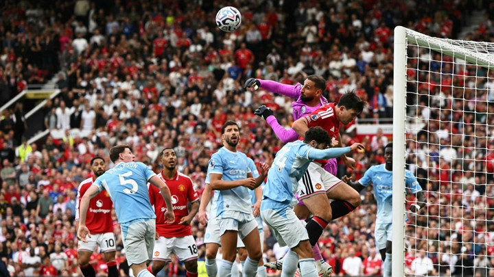 เเมนฯ ซิตี 10 คน บุกชนะ แมนฯ ยูไนเต็ด 1-0 ศึกพรีเมียร์ลีก อังกฤษ